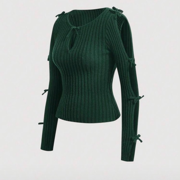 Green Ribbed Knit Top - Picture 2 of 2